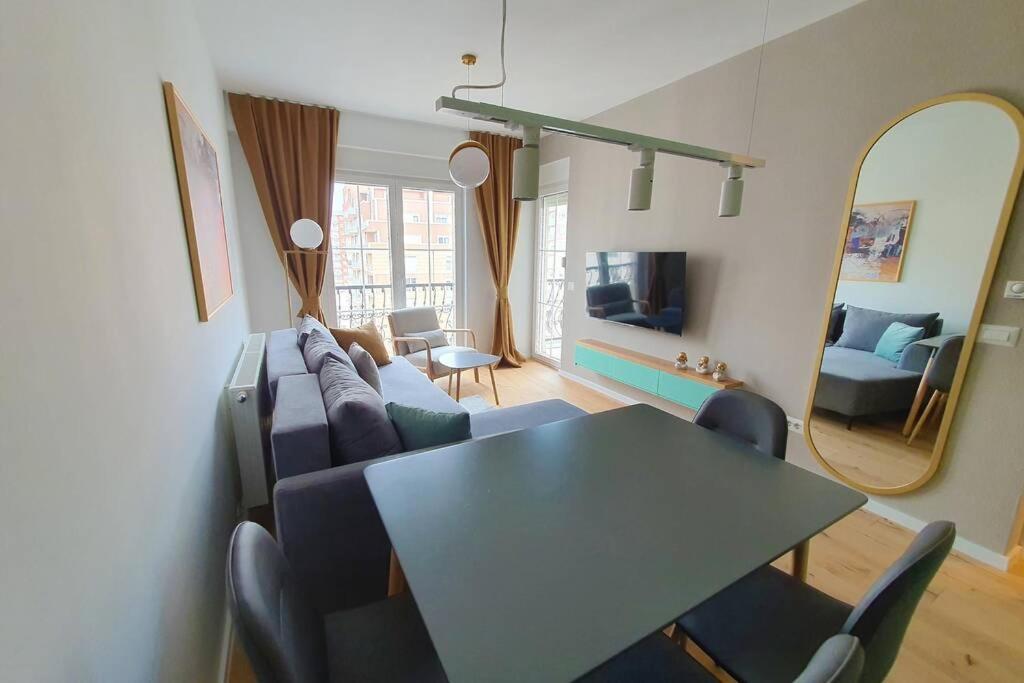 Luxury Green Apartment Pristina Buitenkant foto