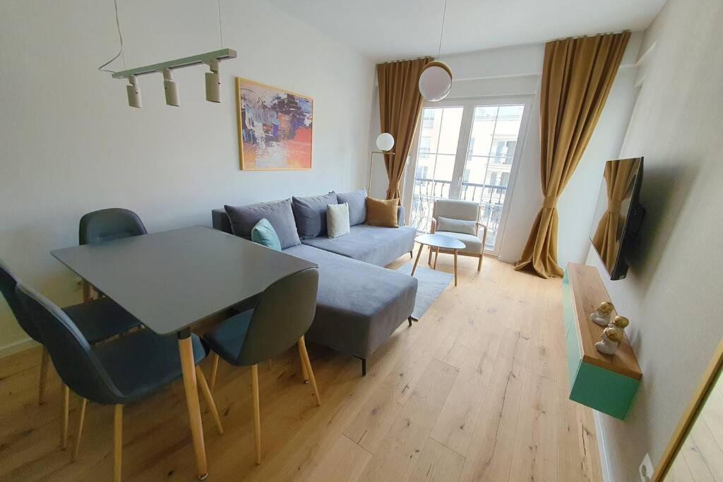 Luxury Green Apartment Pristina Buitenkant foto